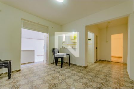 Sala de apartamento para alugar com 1 quarto, 40m² em Brotas, Salvador
