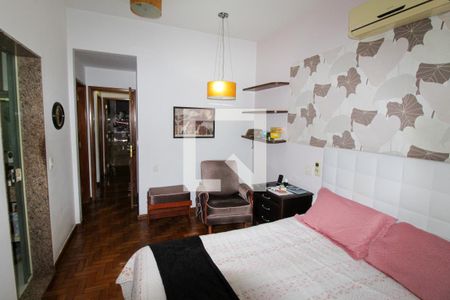 Quarto  de apartamento para alugar com 3 quartos, 215m² em Jardim Vinte E Cinco de Agosto, Duque de Caxias