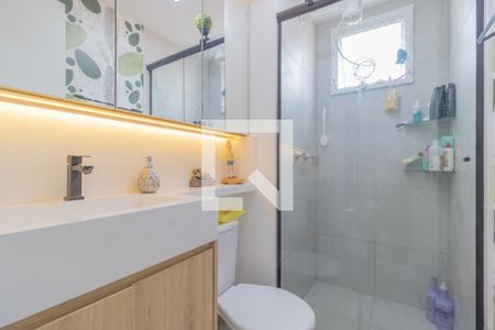 Banheiro de apartamento à venda com 2 quartos, 43m² em Centro, Canoas