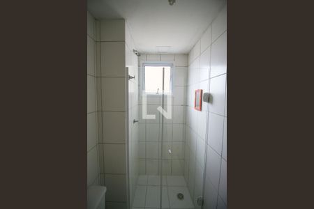 Banheiro de apartamento para alugar com 1 quarto, 24m² em Vila Campanela, São Paulo