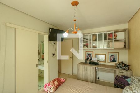 Quarto 2 de casa à venda com 4 quartos, 330m² em Tristeza, Porto Alegre