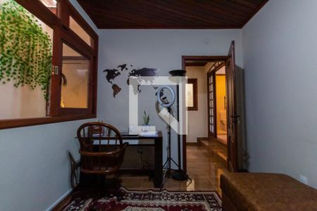 Escritório de casa para alugar com 4 quartos, 640m² em Jardim Inga, São Paulo