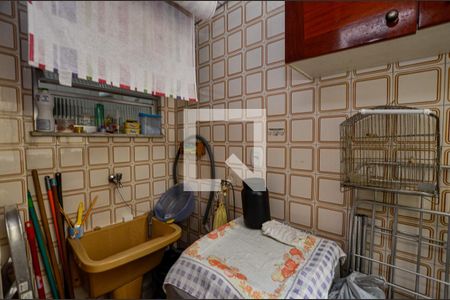 Apartamento à venda com 70m², 2 quartos e sem vaga Apartamento à venda com 70m², 2 quartos e sem vagaCozinha e Área de Serviço