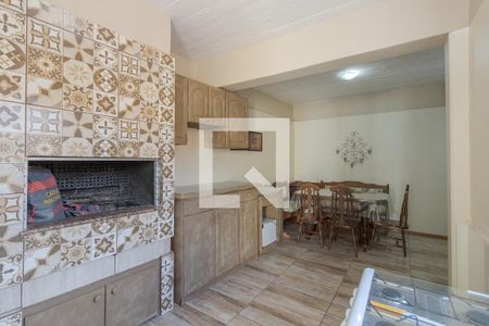 Cozinha de apartamento para alugar com 1 quarto, 55m² em Jardim Itu, Porto Alegre