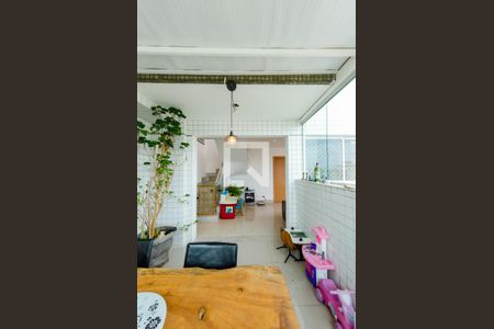 Varanda integrada de apartamento à venda com 3 quartos, 178m² em Grajaú, Belo Horizonte