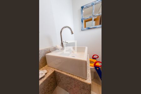 Lavabo de apartamento à venda com 3 quartos, 178m² em Grajaú, Belo Horizonte