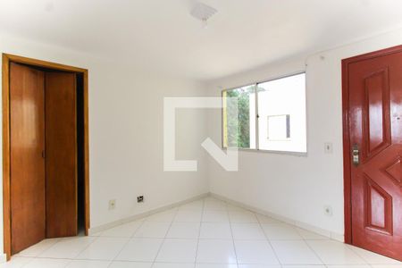 Sala de apartamento para alugar com 2 quartos, 50m² em Itaquera, São Paulo