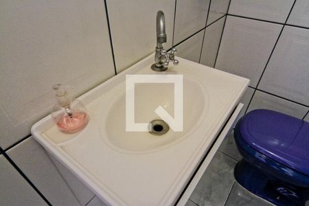 Lavabo de casa para alugar com 3 quartos, 130m² em Jardim Cidade Pirituba, São Paulo