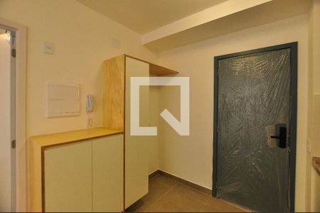 Cozinha de apartamento para alugar com 1 quarto, 40m² em Pinheiros, São Paulo