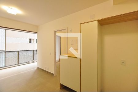 Cozinha de apartamento para alugar com 1 quarto, 40m² em Pinheiros, São Paulo