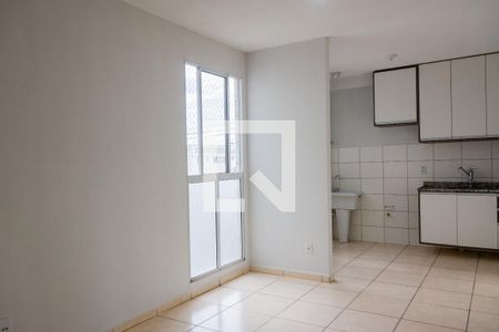 Sala de apartamento à venda com 2 quartos, 42m² em Chacaras Reunidas Santa Terezinha, Contagem