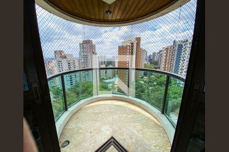 Apartamento à venda com 4 quartos, 250m² em Vila Suzana, São Paulo