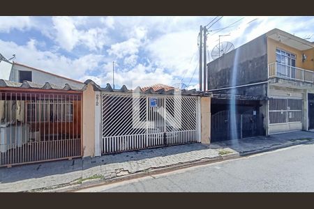 Fachada de casa à venda com 2 quartos, 150m² em Novo Osasco, Osasco