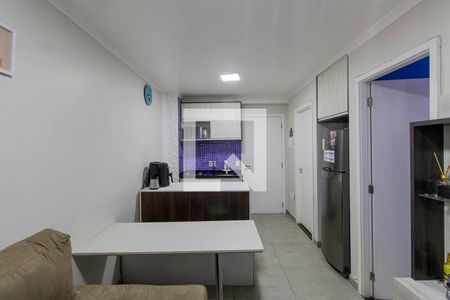 Sala e Cozinha Integrada de apartamento à venda com 1 quarto, 32m² em Jardim Santa Teresinha, São Paulo