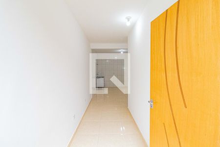 Entrada de casa para alugar com 2 quartos, 100m² em Jardim das Esmeraldas, São Paulo