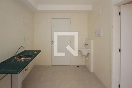 Cozinha de apartamento para alugar com 1 quarto, 24m² em Vila Ema, São Paulo