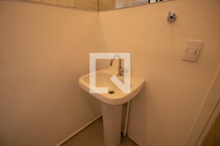 Banheiro de apartamento para alugar com 1 quarto, 40m² em Vila Monte Alegre, São Paulo