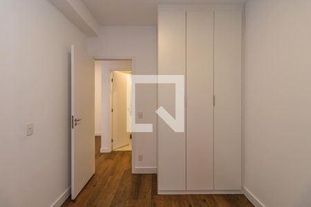 Quarto de apartamento para alugar com 2 quartos, 52m² em Alphaville Empresarial, Barueri