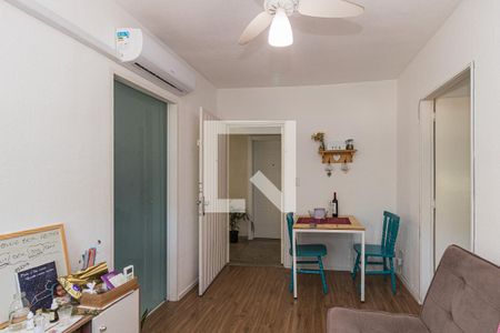 Sala de apartamento à venda com 1 quarto, 40m² em Jardim Sabará, Porto Alegre