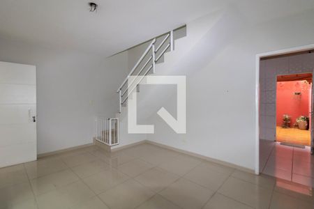 Sala de casa para alugar com 2 quartos, 68m² em Vila Augusta, Guarulhos