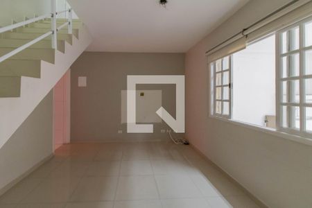 Sala de casa para alugar com 2 quartos, 68m² em Vila Augusta, Guarulhos