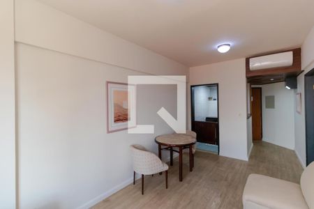 Salas de apartamento para alugar com 1 quarto, 50m² em Centro, Campinas