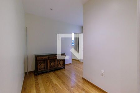 Casa de condomínio à venda com 445m², 7 quartos e 3 vagas Casa de condomínio à venda com 445m², 7 quartos e 3 vagasSaleta