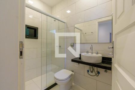 Casa de condomínio à venda com 445m², 7 quartos e 3 vagas Casa de condomínio à venda com 445m², 7 quartos e 3 vagasBanheiro Suíte 1