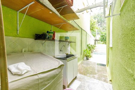 Casa de condomínio à venda com 445m², 7 quartos e 3 vagas Casa de condomínio à venda com 445m², 7 quartos e 3 vagasÁrea de Serviço 2