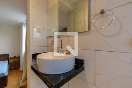 Casa de condomínio à venda com 445m², 7 quartos e 3 vagas Casa de condomínio à venda com 445m², 7 quartos e 3 vagasBanheiro Suíte 2