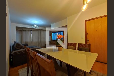 Sala de apartamento para alugar com 4 quartos, 165m² em União, Belo Horizonte