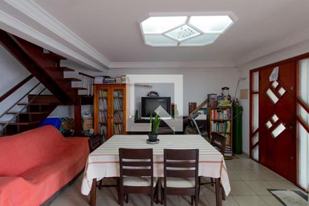 Sala de casa para alugar com 5 quartos, 300m² em Artur Alvim, São Paulo