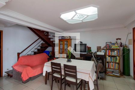 Sala de casa para alugar com 5 quartos, 300m² em Artur Alvim, São Paulo