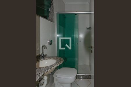 Casa de condomínio à venda com 600m², 6 quartos e 3 vagas Casa de condomínio à venda com 600m², 6 quartos e 3 vagasBanheiro do Escritório