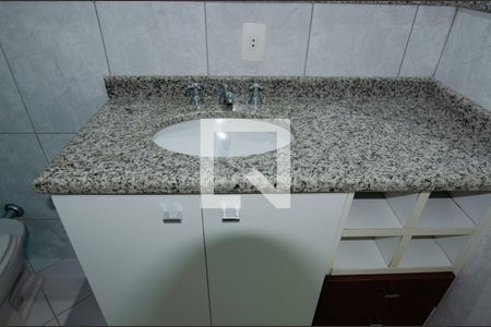 Casa de condomínio à venda com 600m², 6 quartos e 3 vagas Casa de condomínio à venda com 600m², 6 quartos e 3 vagasBanheiro da Suíte 1