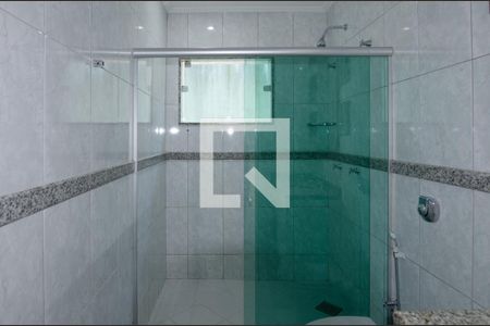 Casa de condomínio à venda com 600m², 6 quartos e 3 vagas Casa de condomínio à venda com 600m², 6 quartos e 3 vagasBanheiro da Suíte 1