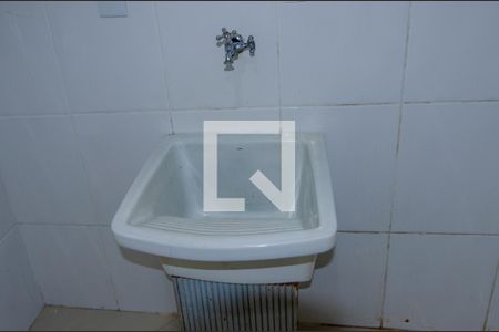 Casa de condomínio à venda com 600m², 6 quartos e 3 vagas Casa de condomínio à venda com 600m², 6 quartos e 3 vagasÁrea de serviço