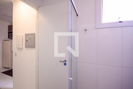 Banheiro  de kitnet/studio à venda com 1 quarto, 30m² em Vila Gumercindo, São Paulo