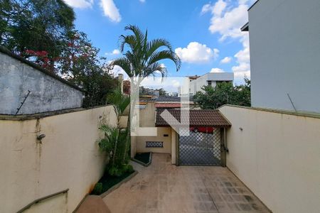 Vista de casa à venda com 3 quartos, 330m² em Santa Maria, São Caetano do Sul