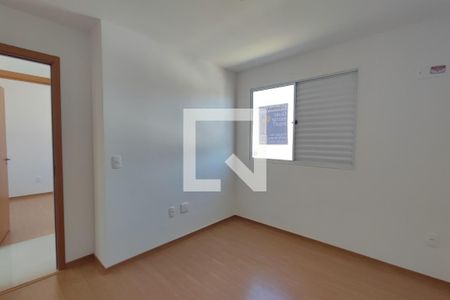 Quarto 2 de apartamento à venda com 2 quartos, 41m² em Jardim Esmeraldina, Campinas