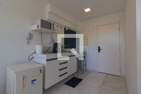 Cozinha de kitnet/studio para alugar com 1 quarto, 30m² em Mercês, Curitiba