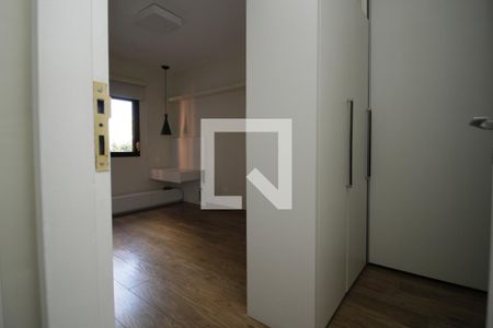 Suíte de apartamento para alugar com 2 quartos, 68m² em Vila Nova Conceição, São Paulo