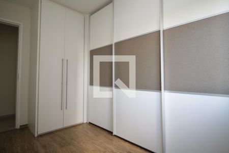 Quarto 1 - Armários de apartamento para alugar com 2 quartos, 68m² em Vila Nova Conceição, São Paulo