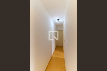 Corredor de apartamento para alugar com 2 quartos, 53m² em Vila Andrade, São Paulo