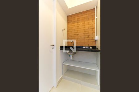 Cozinha de kitnet/studio para alugar com 1 quarto, 20m² em Água Rasa, São Paulo