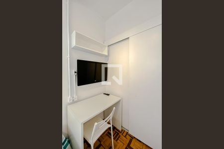Quarto/Sala de kitnet/studio para alugar com 1 quarto, 8m² em Água Rasa, São Paulo
