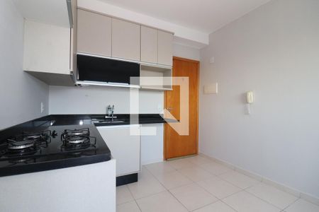 Cozinha e Área de Serviço de apartamento para alugar com 1 quarto, 30m² em Samambaia Sul (samambaia), Brasília