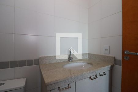 Banheiro da Suíte de apartamento para alugar com 1 quarto, 30m² em Samambaia Sul (samambaia), Brasília