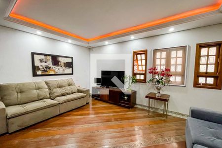 Sala de casa à venda com 3 quartos, 160m² em Vila Baruel, São Paulo