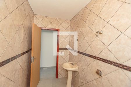 Casa à venda com 212m², 5 quartos e 3 vagas Casa à venda com 212m², 5 quartos e 3 vagasBanheiro 2